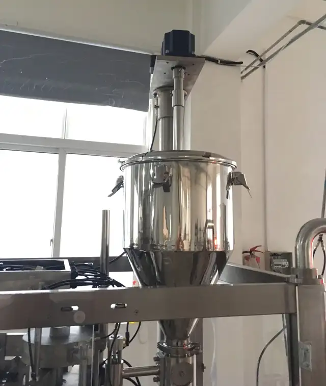 Mixing part in the hopper illustration & heating part in the paste hopper