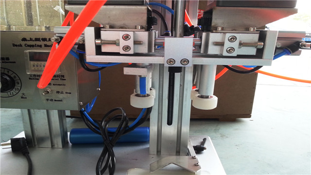 Benchtop Screw Capper Equipment For Pump Spray Bottle